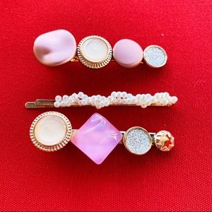 Delilah 3 PCS PINK Hairpins Barrettes